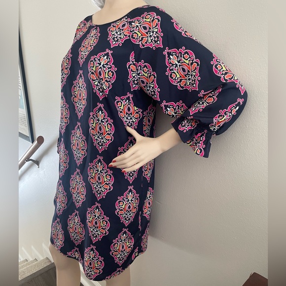 Crown & Ivy 3/4 sleeve dress - Picture 6 of 7